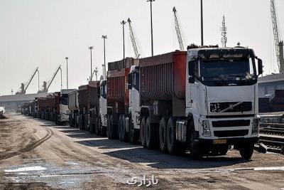 رشد ۳۱ درصدی تخلیه کالاهای اساسی در بنادر کشور تا اختتام آذر ۱۴۰۰
